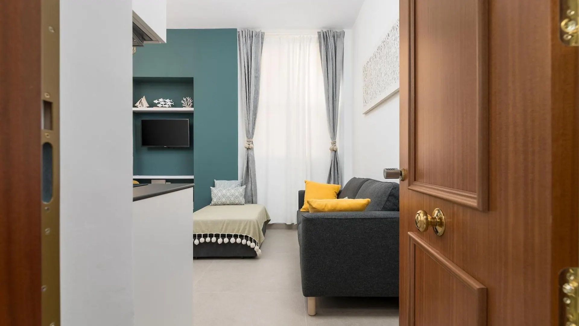 Suite Homes Alice Valentin Malaga Apartment