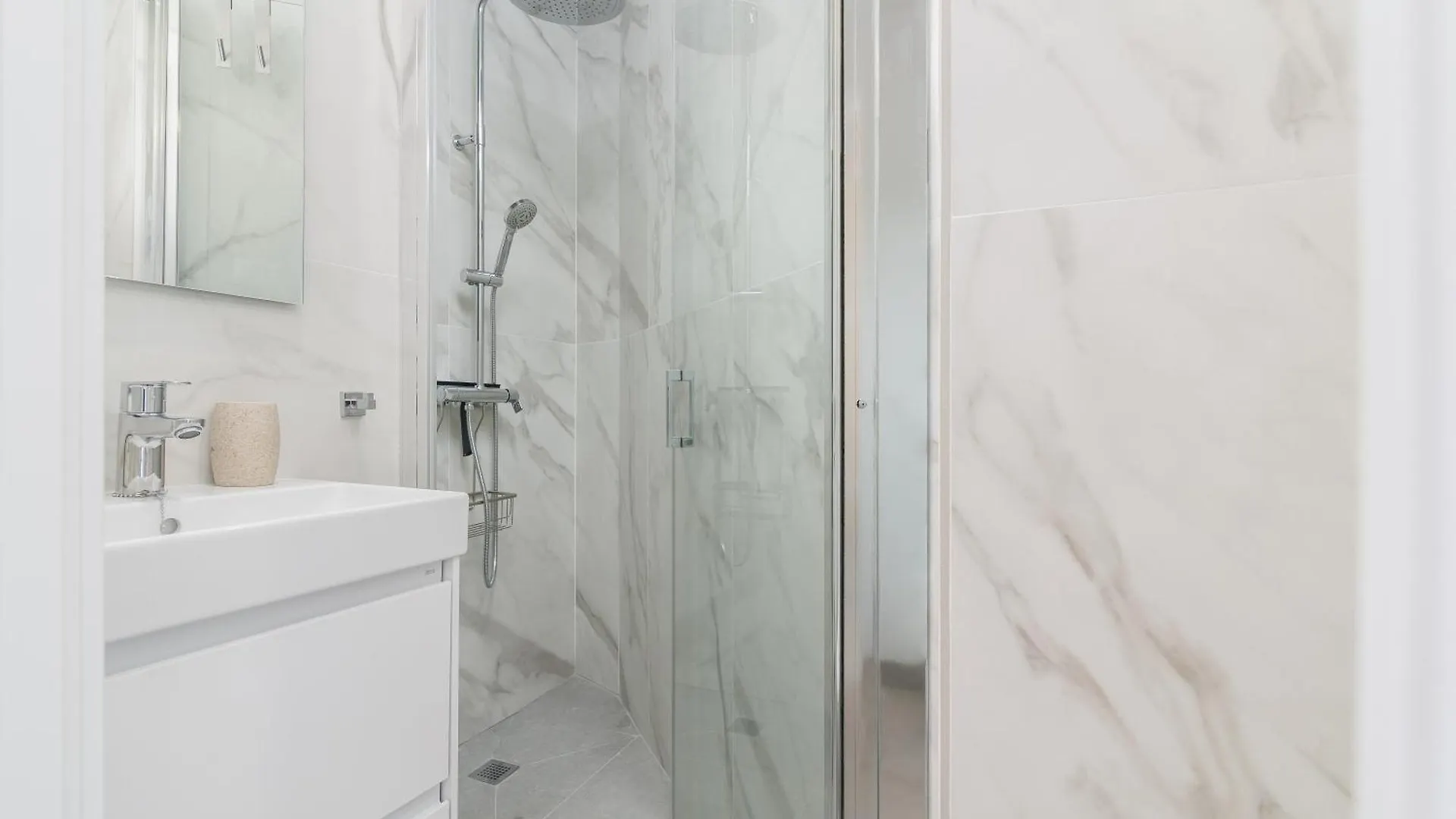 Suite Homes Alice Valentin Malaga Apartment