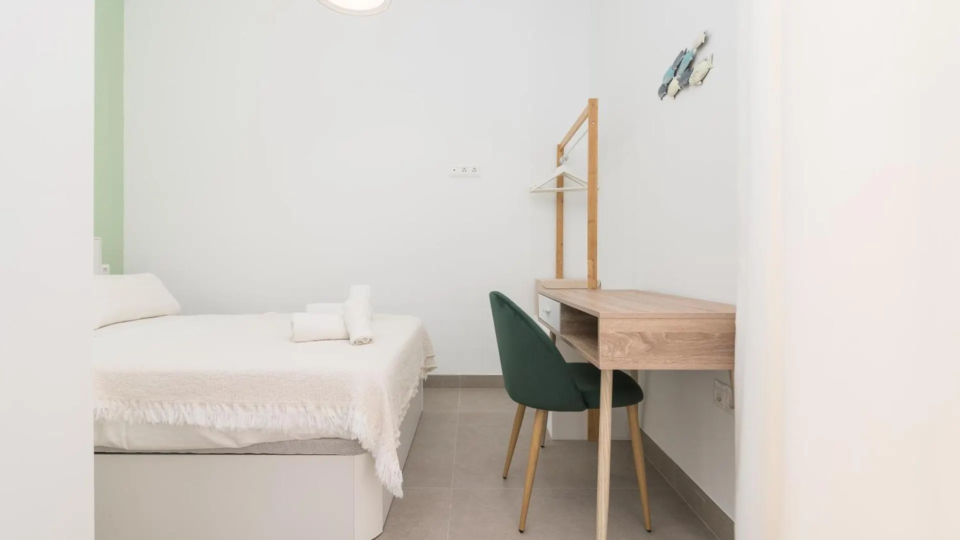 Apartment Suite Homes Alice Valentin Malaga Spain