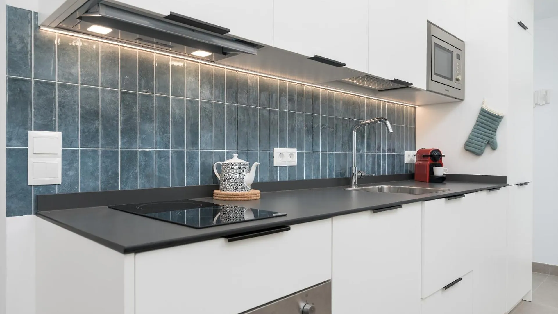 Suite Homes Alice Valentin Malaga