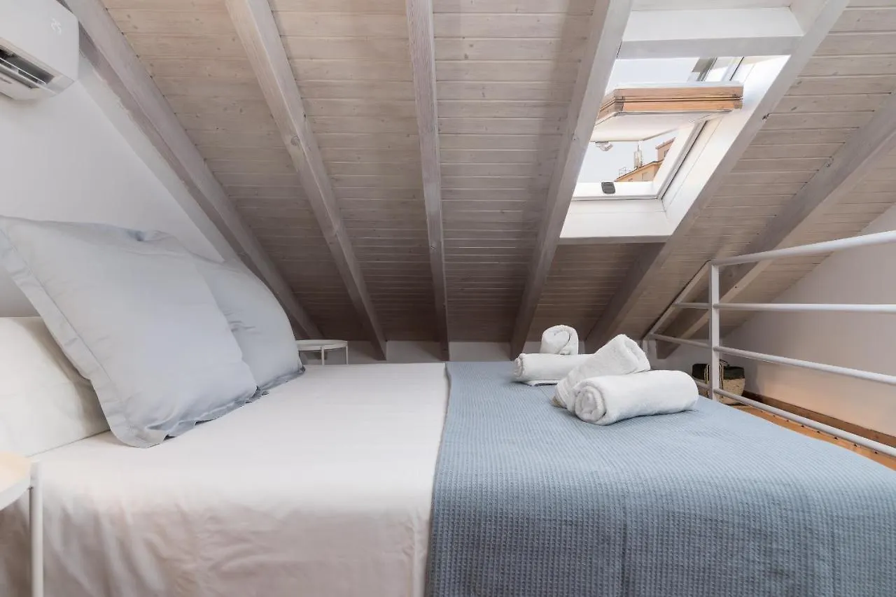Suite Homes Alice Valentin Malaga 0*,  Spain